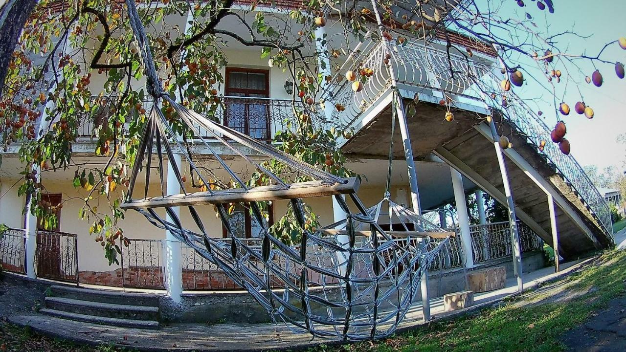 Surmava Palace 마트빌 외부 사진